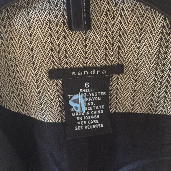 Sandra Women’s Beige/Black Blazer Size 6 - Picture 5 of 5